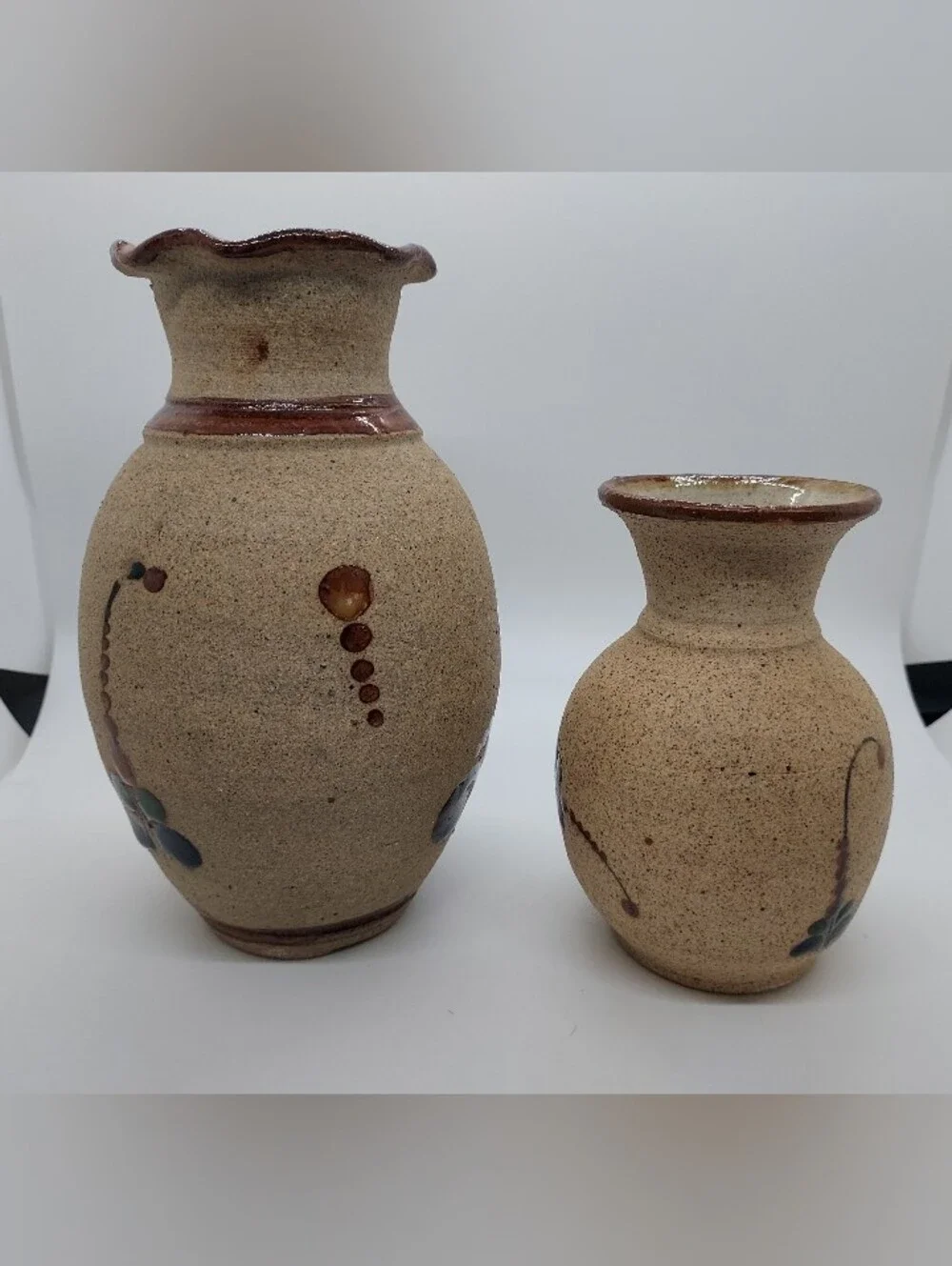 Vintage Tonala Sandstone Mexican Pottery Vases Flowers Floral Blue Brown (2)